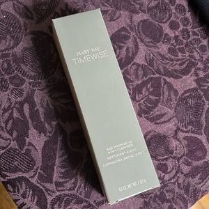 Mary Kay TimeWise Age Minimize 3D 4 in 1 Cleanser